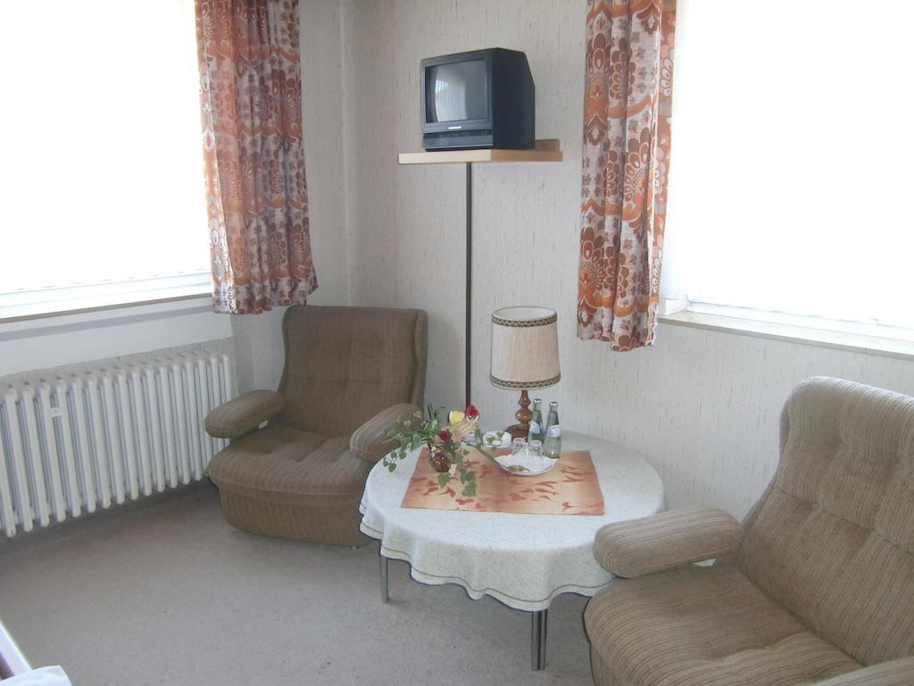 Waldhotel Glimmesmuehle Bad Hersfeld Room photo